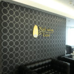 Nail salon luxe